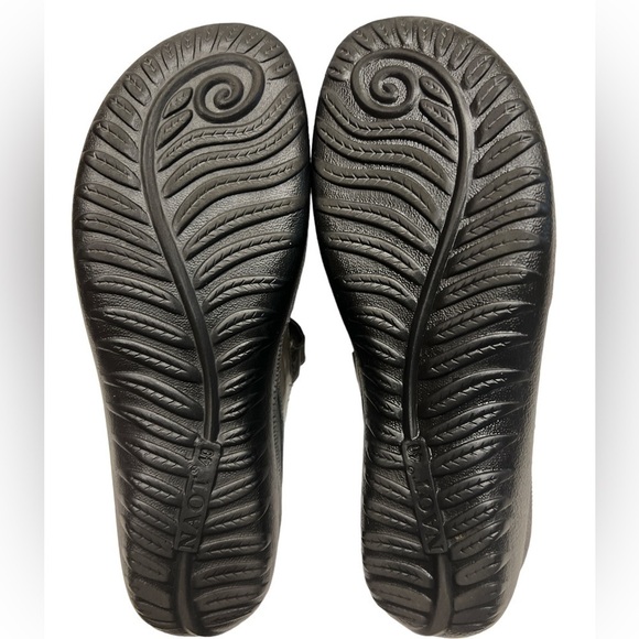 Naot Kirei Suede silver gray Mary Jane Loafer Shoes 40 EU 9 lUS - Picture 7 of 10